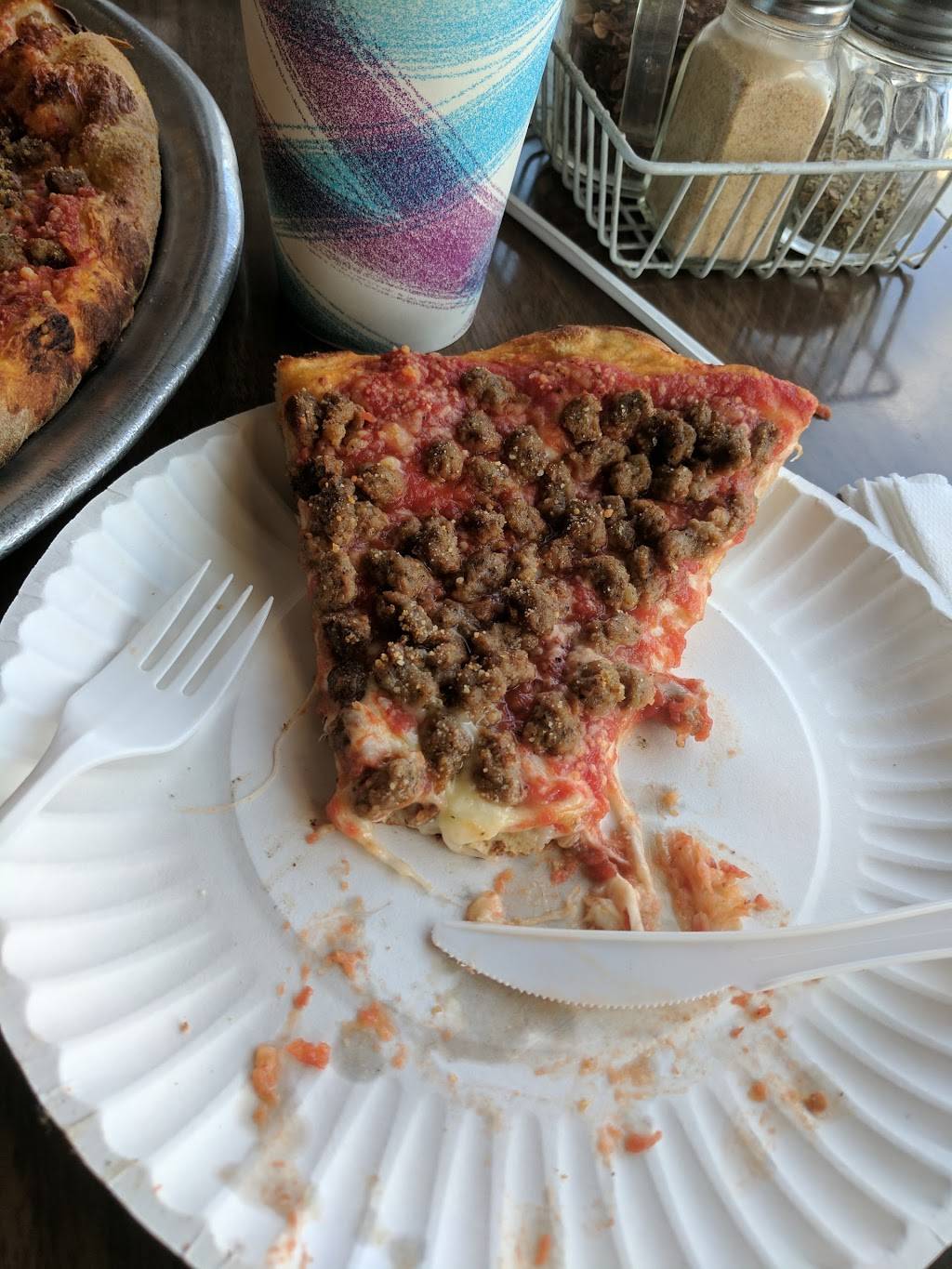 Charlies Pizzeria | meal takeaway | 4300 Roosevelt Blvd, Philadelphia, PA 19124, USA | 2157443249 OR +1 215-744-3249