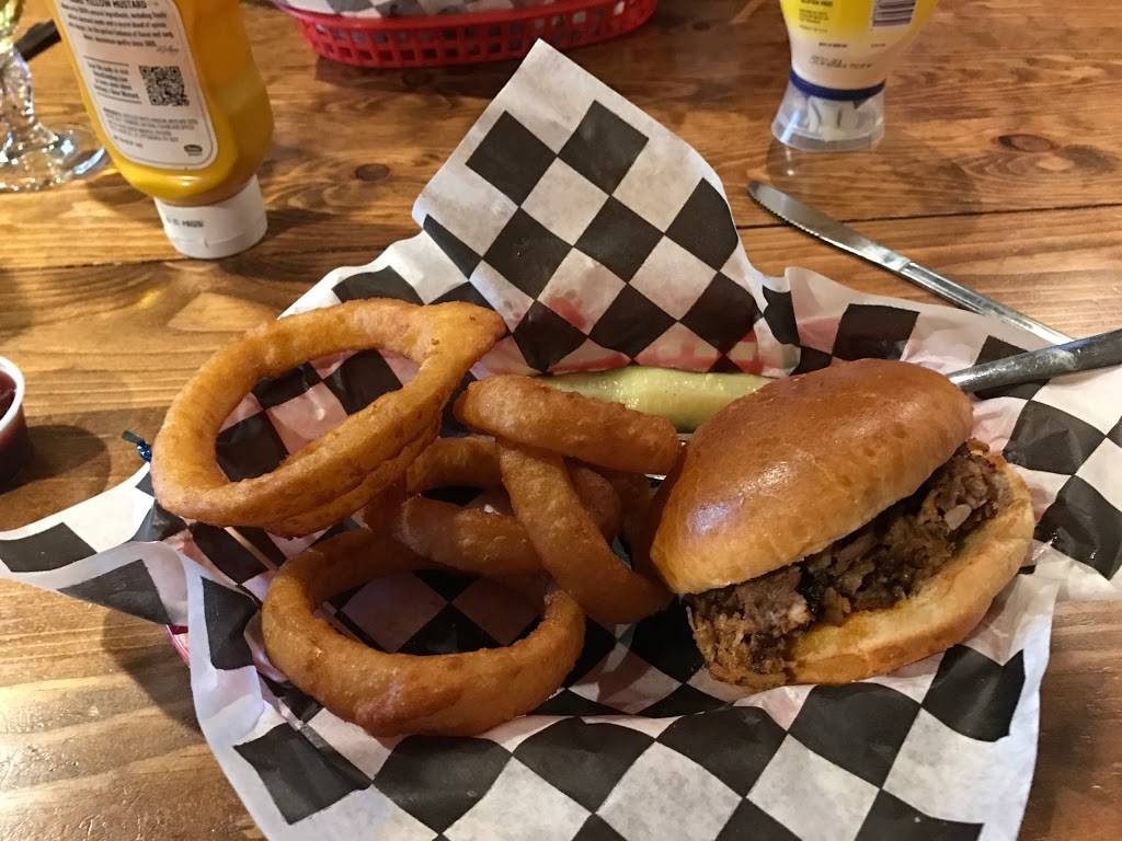 Rowdy Beaver | restaurant | 417 W Van Buren, Eureka Springs, AR 72632, USA | 4792538544 OR +1 479-253-8544