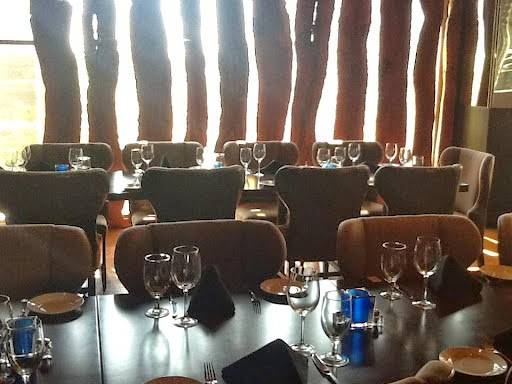 Bistro Alex | restaurant | 800 Sorella Ct, Houston, TX 77042, USA | 7138273545 OR +1 713-827-3545