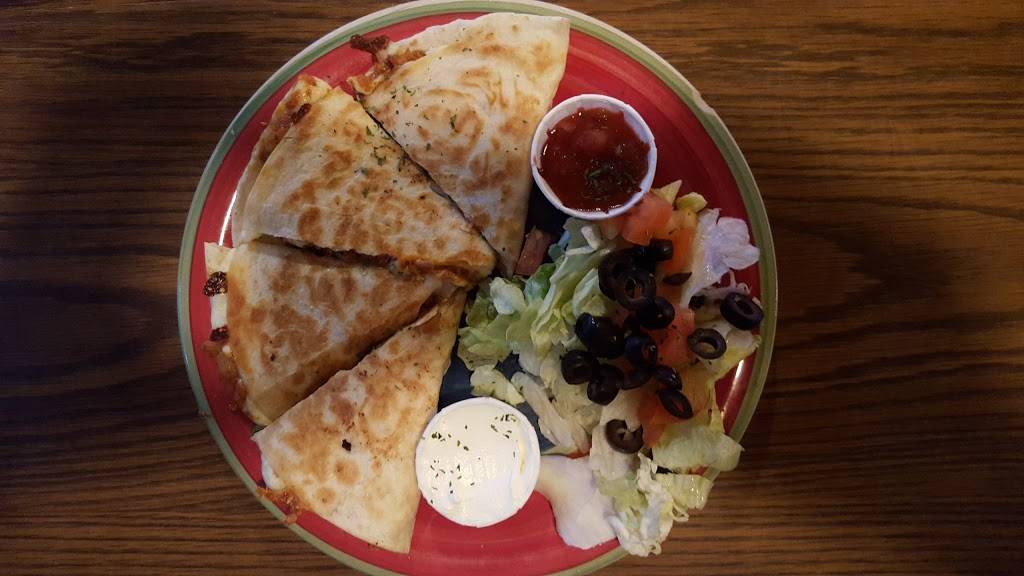 Foxhole Pub | restaurant | 1215 Angelo Rd, Sparta, WI 54656, USA | 6082696271 OR +1 608-269-6271