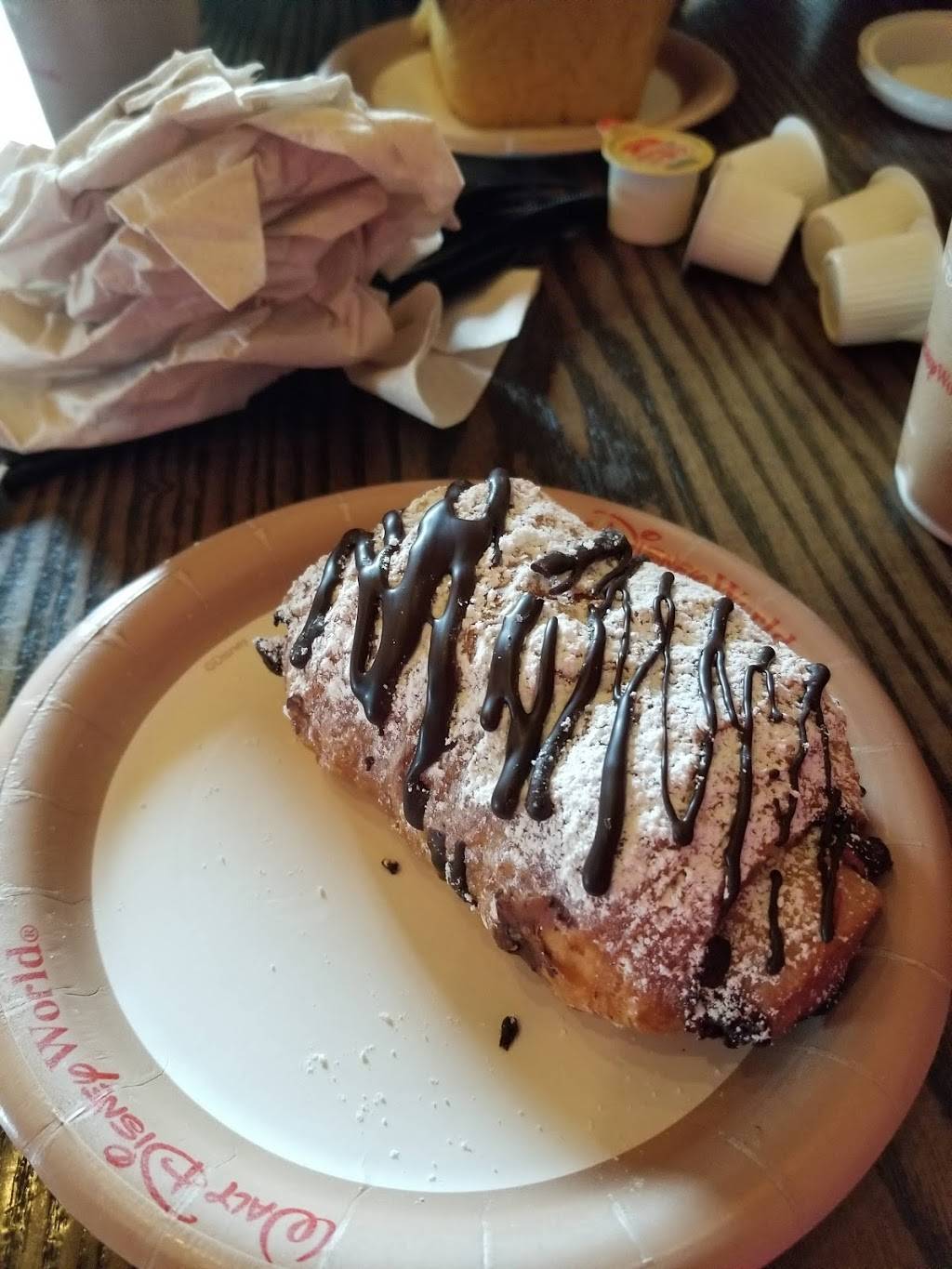 Gastons Tavern | meal takeaway | Magic Kingdom Dr, Orlando, FL 32836, USA | 4079395277 OR +1 407-939-5277