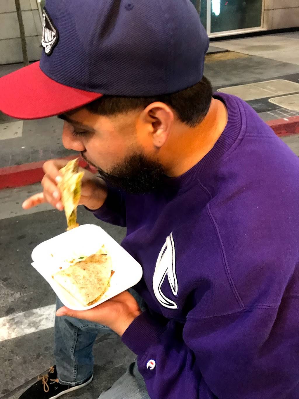 Tacos Alpique | restaurant | 950-928 S Figueroa St, Los Angeles, CA 90015, USA | 3232393097 OR +1 323-239-3097