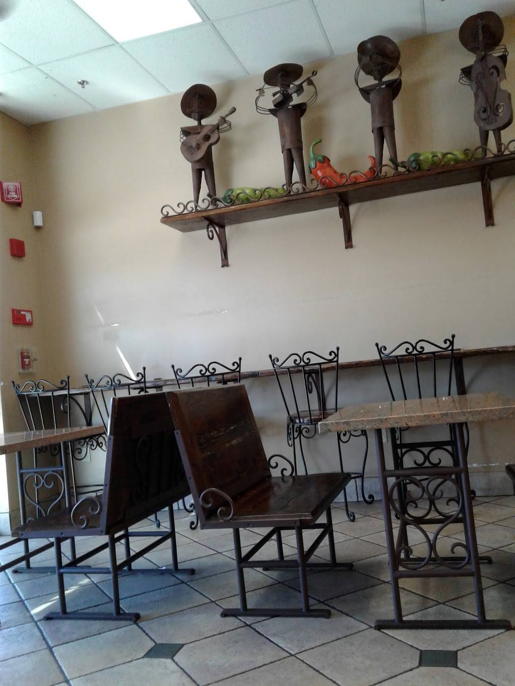 El Mariachi | restaurant | 1410 Beaumont Ave D1, Beaumont, CA 92223, USA | 9517695800 OR +1 951-769-5800