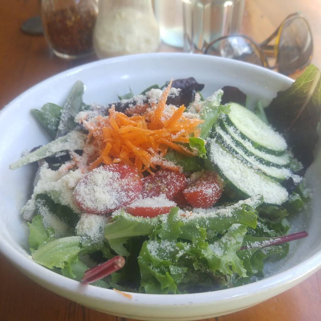 Fusaros East | restaurant | 294 Richmond St E Unit 102, Toronto, ON M5A 1P5, Canada | 6473473309 OR +1 647-347-3309