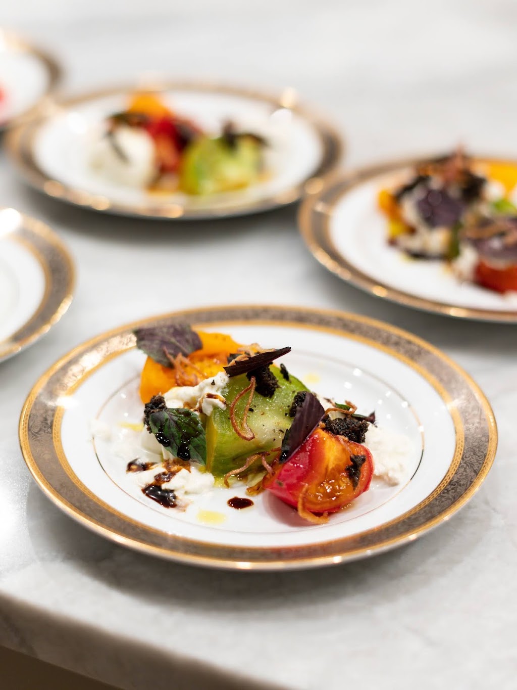 Nude Dude Food Pizza | restaurant | 3530 N Clark St, Chicago, IL 60657, USA | 3127190434 OR +1 312-719-0434