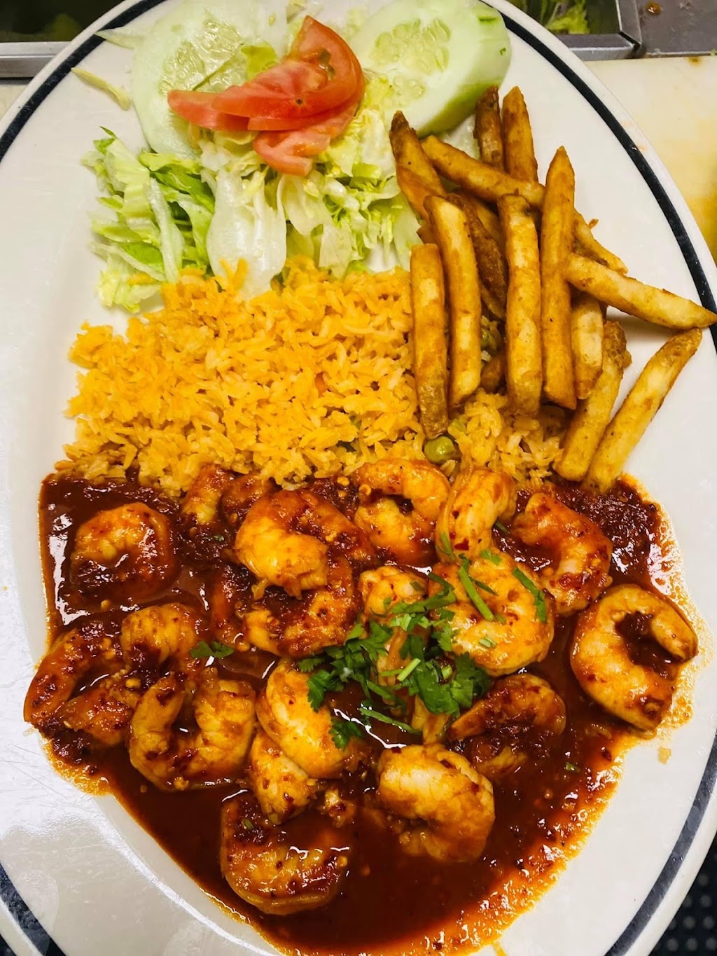 Hacienda Chivolin | restaurant | 5110 W Loomis Rd, Greendale, WI 53129, USA | 4143347769 OR +1 414-334-7769