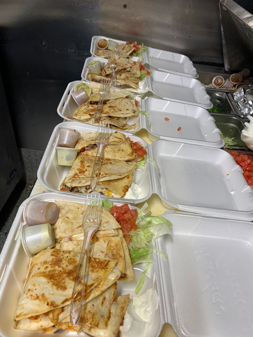 Taqueria Peloncitos | restaurant | 5708 S Congress Ave, Austin, TX 78745, USA | 7372675548 OR +1 737-267-5548