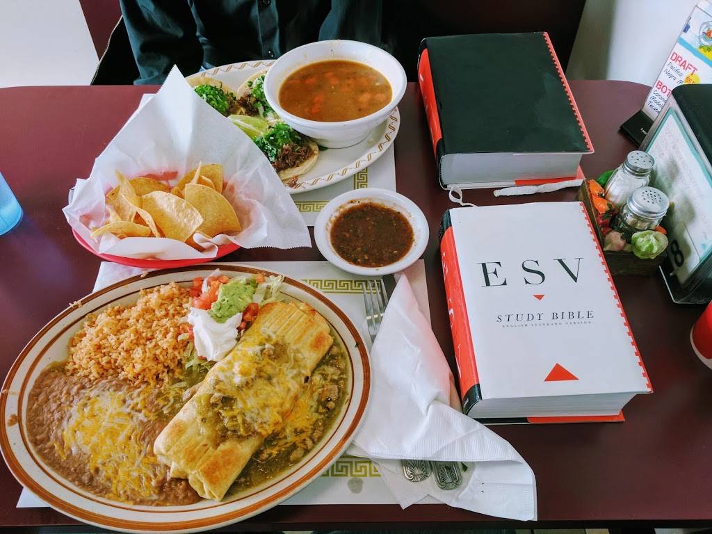 Nicos Restaurant | restaurant | 1458 West North Temple, Salt Lake City, UT 84116, USA | 8013640363 OR +1 801-364-0363