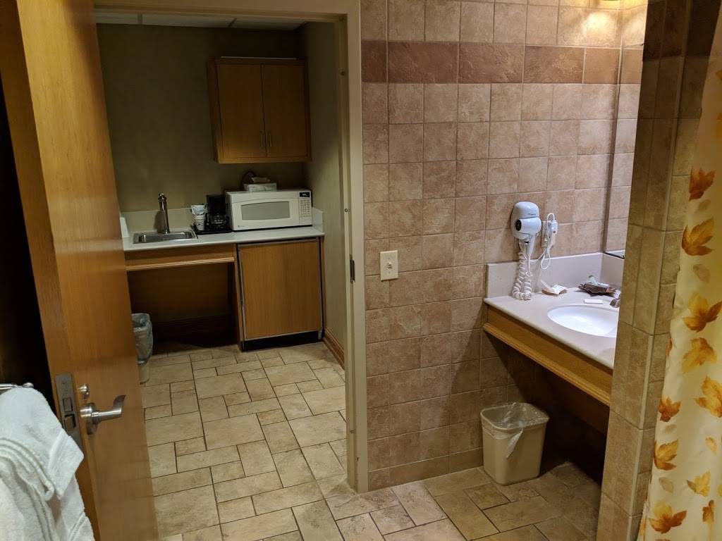 Spring Mill Inn | restaurant | 3333 IN-60, Mitchell, IN 47446, USA | 8128494508 OR +1 812-849-4508