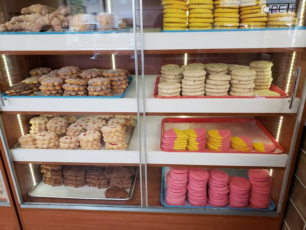 Panaderia Lara | restaurant | 633 Millers Hill, Kennett Square, PA 19348, USA | 6104442838 OR +1 610-444-2838