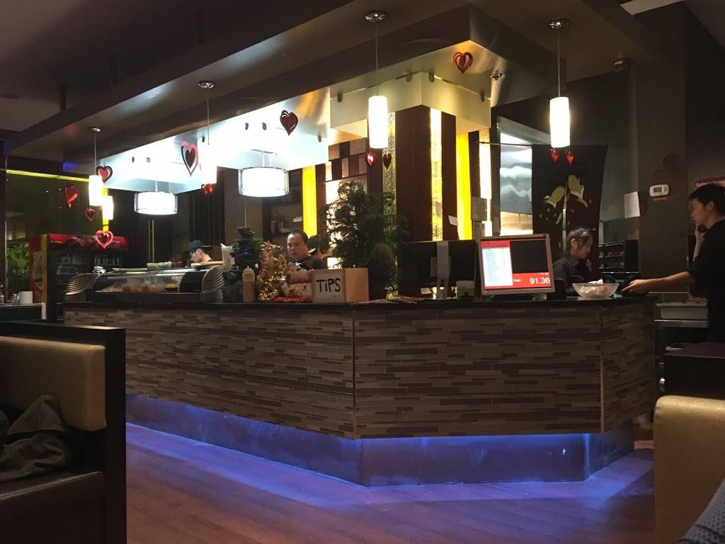 Maple Sushi | restaurant | 30 Disera Dr #110, Thornhill, ON L4J 0A7, Canada | 9057092238 OR +1 905-709-2238