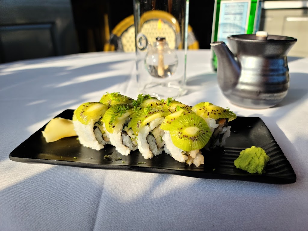 Lola 41 Nantucket | restaurant | 15 S Beach St Ext, Nantucket, MA 02554, USA | 5083254001 OR +1 508-325-4001