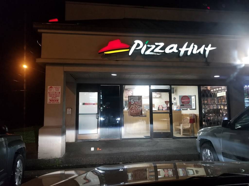 Pizza Hut | meal takeaway | 6410 Charlotte Pike #117, Nashville, TN 37209, USA | 6153531900 OR +1 615-353-1900