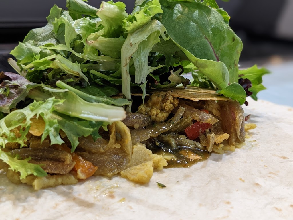 Grandmas Root Cellar by Chef Mama K, LLC | restaurant | 1100 3rd St SE Booth 32, Cedar Rapids, IA 52401, USA | 3196403271 OR +1 319-640-3271