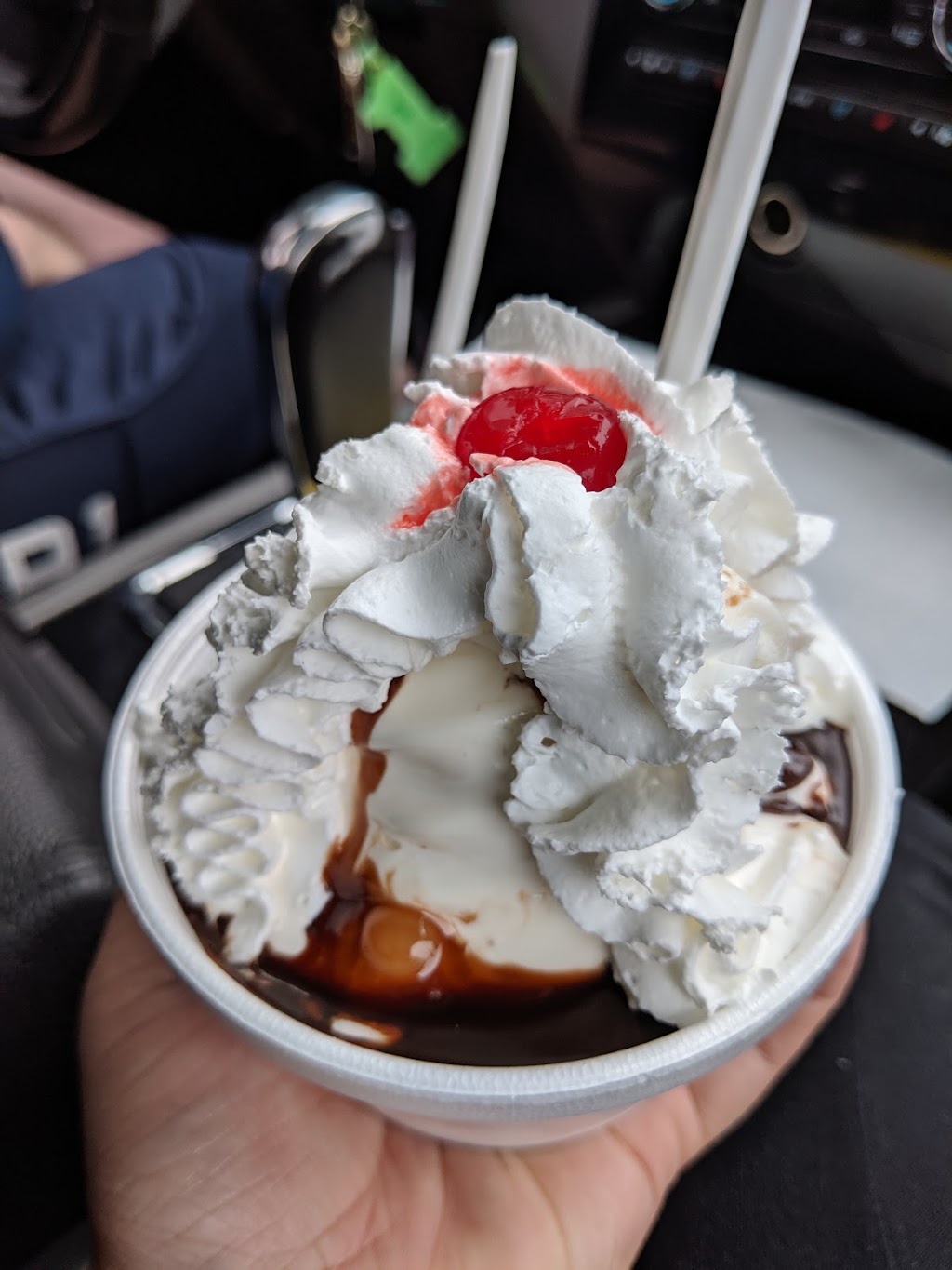 Big Mikes | restaurant | 274 S Washington St, Tiffin, OH 44883, USA | 4194470036 OR +1 419-447-0036