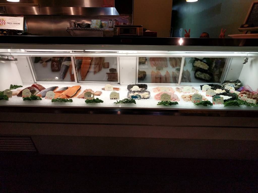 Fins Market & Grill | restaurant | 8680 Sierra College Blvd #195, Roseville, CA 95661, USA | 9167835200 OR +1 916-783-5200