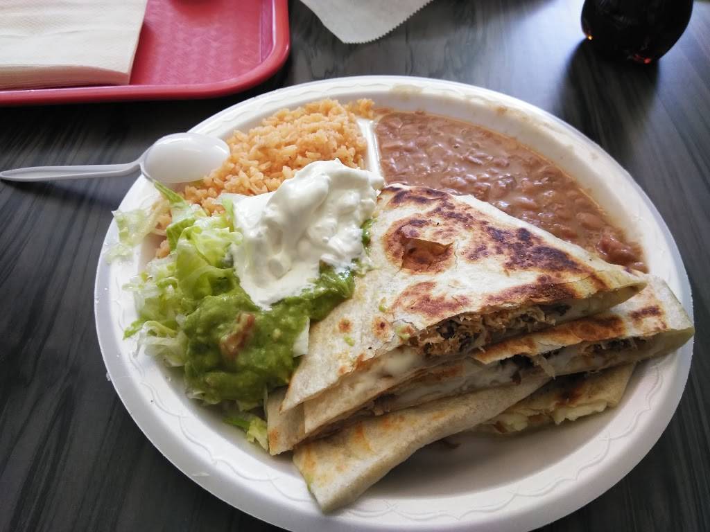 Taqueria Escalante | restaurant | 2805 Lincoln Ave, Anaheim, CA 92806, USA | 7146303290 OR +1 714-630-3290