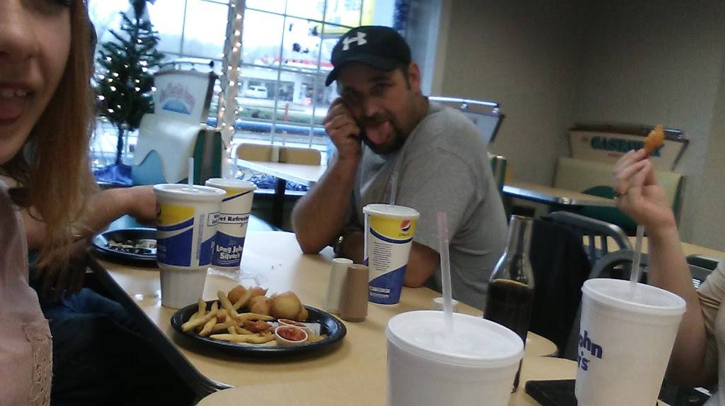 Long John Silvers | restaurant | 491 Front St W, Coeburn, VA 24230, USA | 2763955254 OR +1 276-395-5254
