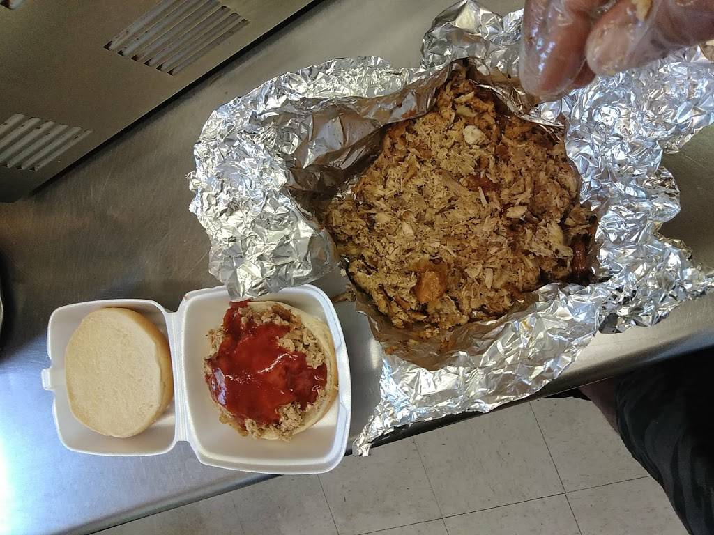 Bar-B-Q Heaven | restaurant | 877 30th Street, Indianapolis, IN 46205, USA | 3179256311 OR +1 317-925-6311