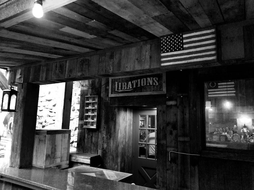 Center Street Social | restaurant | 127 Center St, Shelton, CT 06484, USA | 2035138005 OR +1 203-513-8005