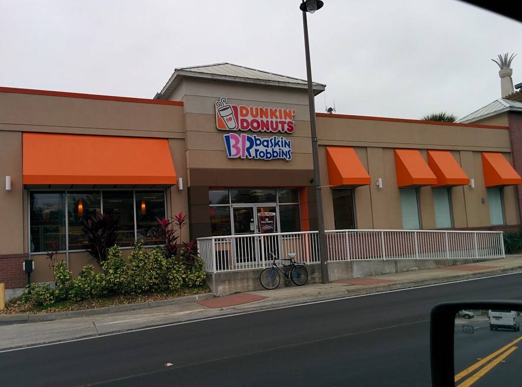 Dunkin | bakery | 212 E Main St, Apopka, FL 32703, USA | 4078849808 OR +1 407-884-9808