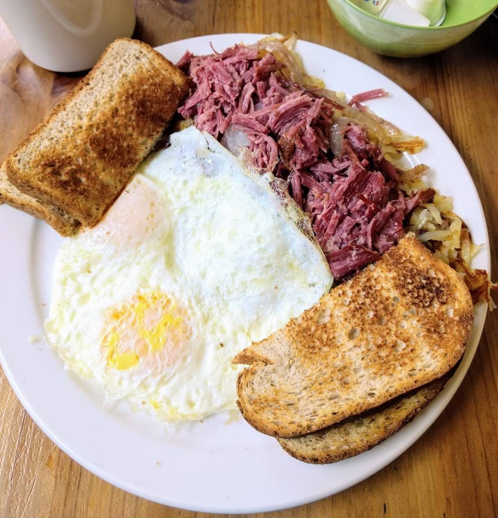 The Chuckwagon | restaurant | 7400 Main St, Mackinac Island, MI 49757, USA | 9068470019 OR +1 906-847-0019