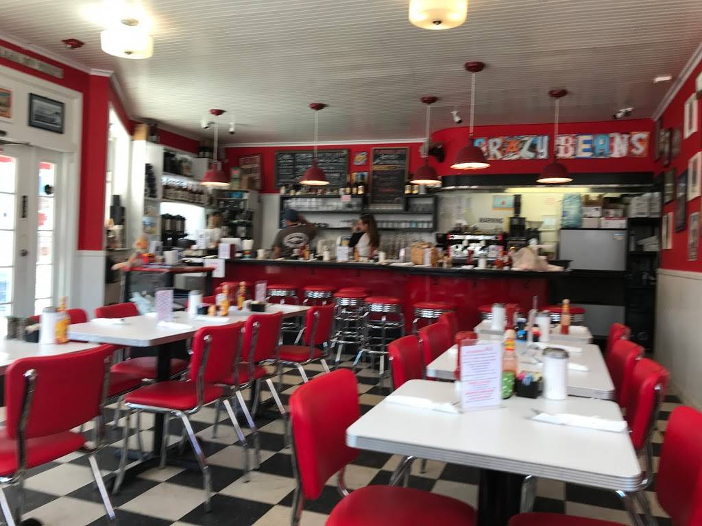 Crazy Beans | restaurant | 2 Front St, Greenport, NY 11944, USA | 6313332436 OR +1 631-333-2436