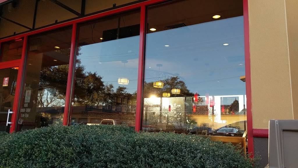 Popeyes Louisiana Kitchen | restaurant | 2408 Bienville Blvd, Ocean Springs, MS 39564, USA | 2288184900 OR +1 228-818-4900