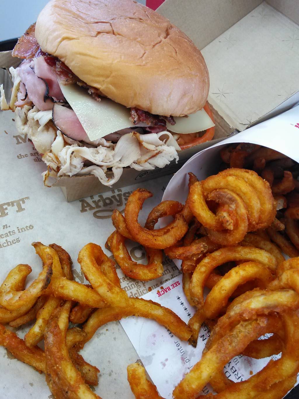 Arbys | restaurant | 10160 Hole Ave, Riverside, CA 92503, USA | 9513595662 OR +1 951-359-5662