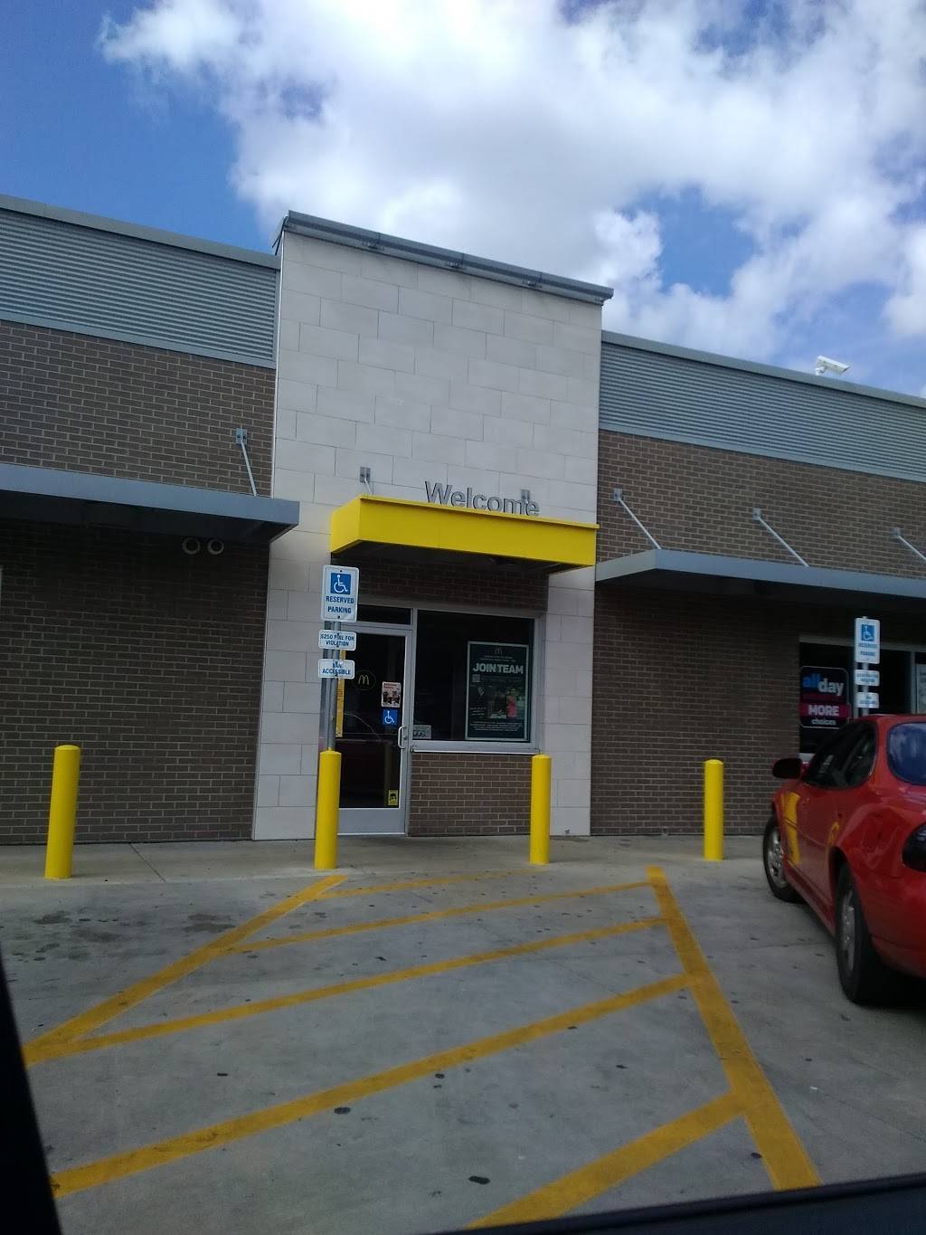 McDonalds | cafe | 3710 Auburn St, Rockford, IL 61101, USA | 8159655700 OR +1 815-965-5700