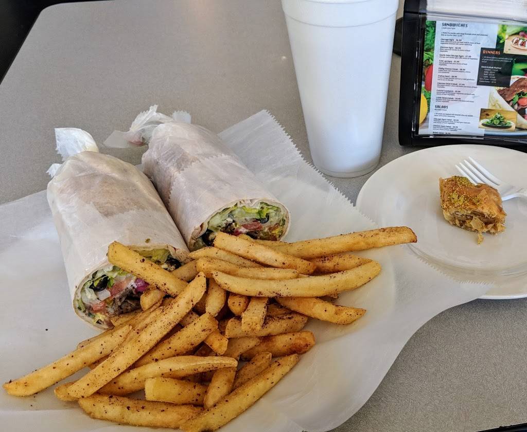 Chicago Style Gyro | restaurant | 539 Leonard St NW, Grand Rapids, MI 49504, USA | 6164510021 OR +1 616-451-0021