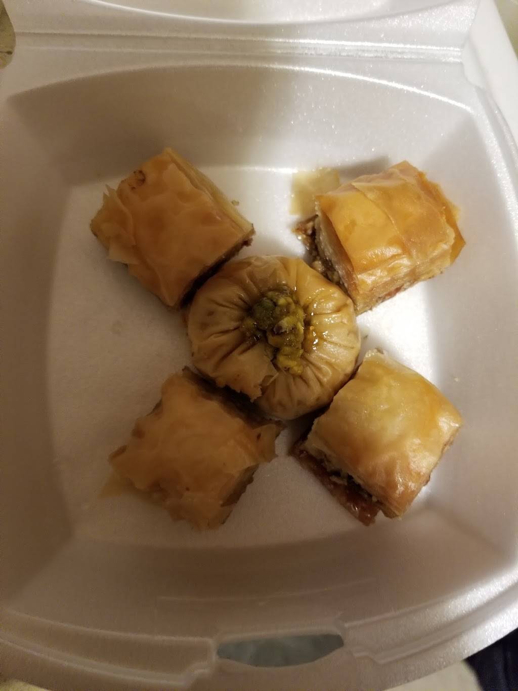 Sams Egyptian Food | restaurant | 210 Summerhill Rd, Spotswood, NJ 08884, USA | 7322517169 OR +1 732-251-7169