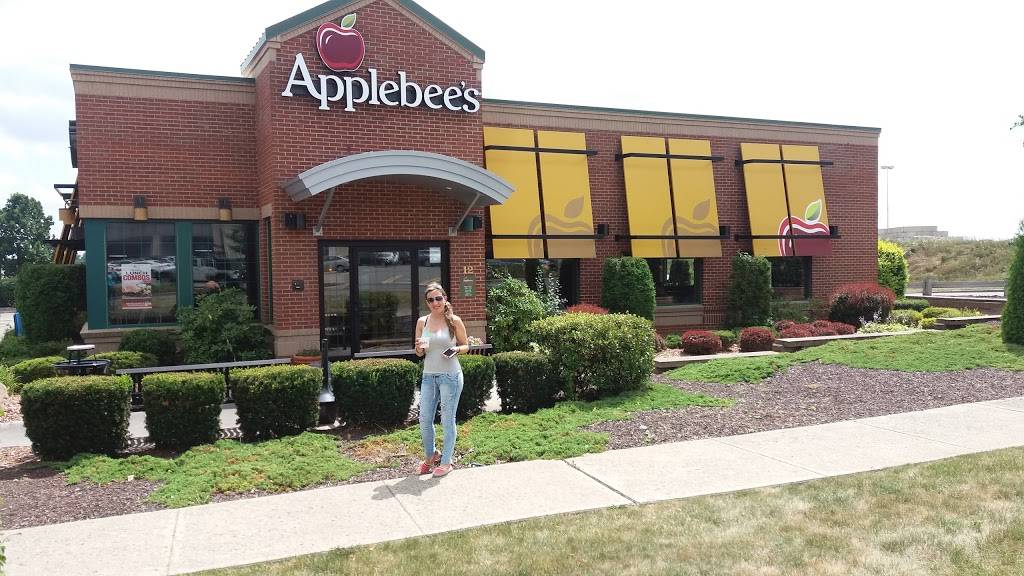 Applebees Grill + Bar | restaurant | 12 Orange Plaza Ln, Middletown, NY 10940, USA | 8453422201 OR +1 845-342-2201