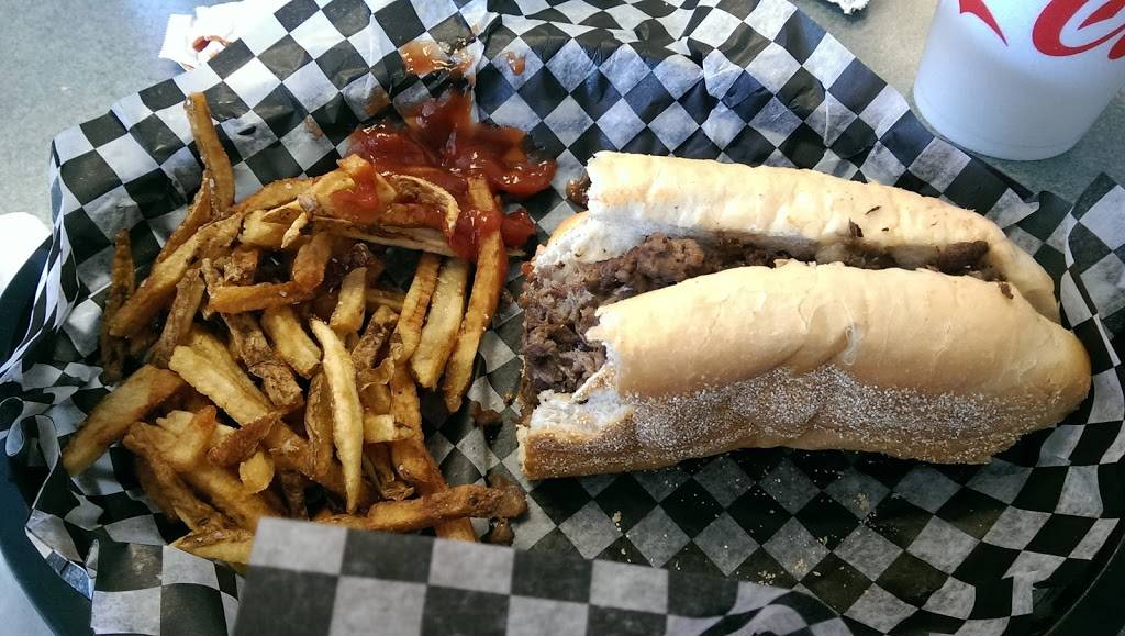 mojos east coast eats | restaurant | 2758 Maple Ave, Downers Grove, IL 60515, USA | 6307962832 OR +1 630-796-2832