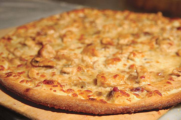 Hollywood | restaurant | 376 Fairfield Rd, Fairfield, NJ 07004, USA | 9738080123 OR +1 973-808-0123