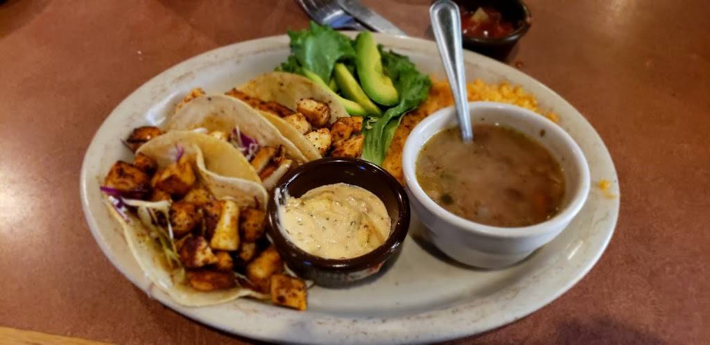 El Fenix | restaurant | 6391 Camp Bowie Blvd Ridglea #6, Fort Worth, TX 76116, USA | 8177325584 OR +1 817-732-5584