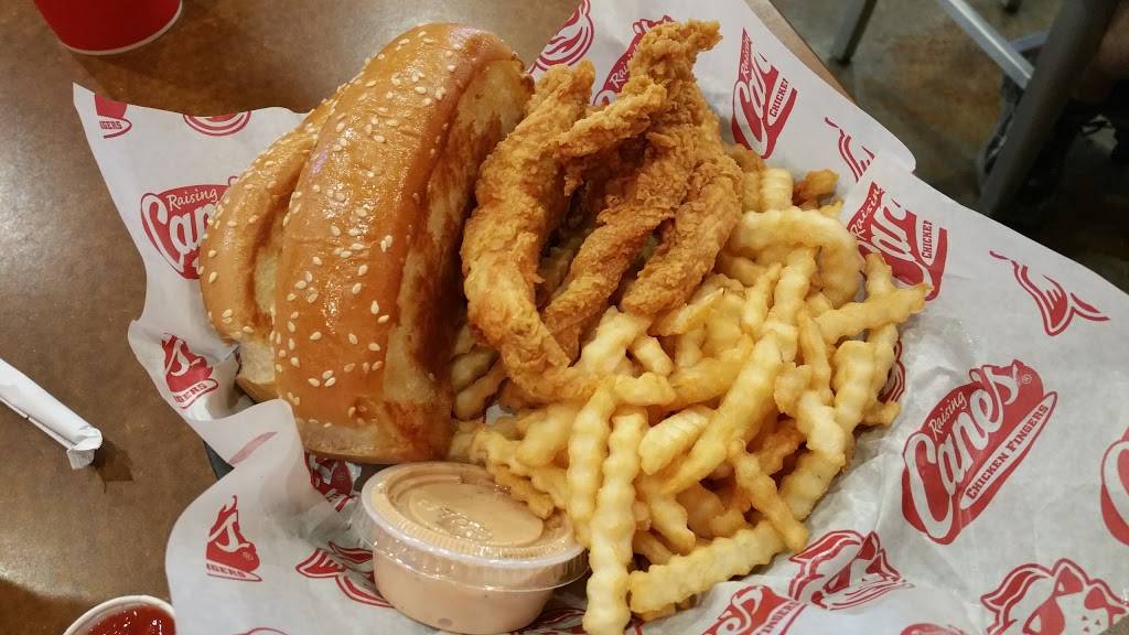 Raising Canes Chicken Fingers | meal takeaway | 7550 S Las Vegas Blvd, Las Vegas, NV 89123, USA | 7024343644 OR +1 702-434-3644