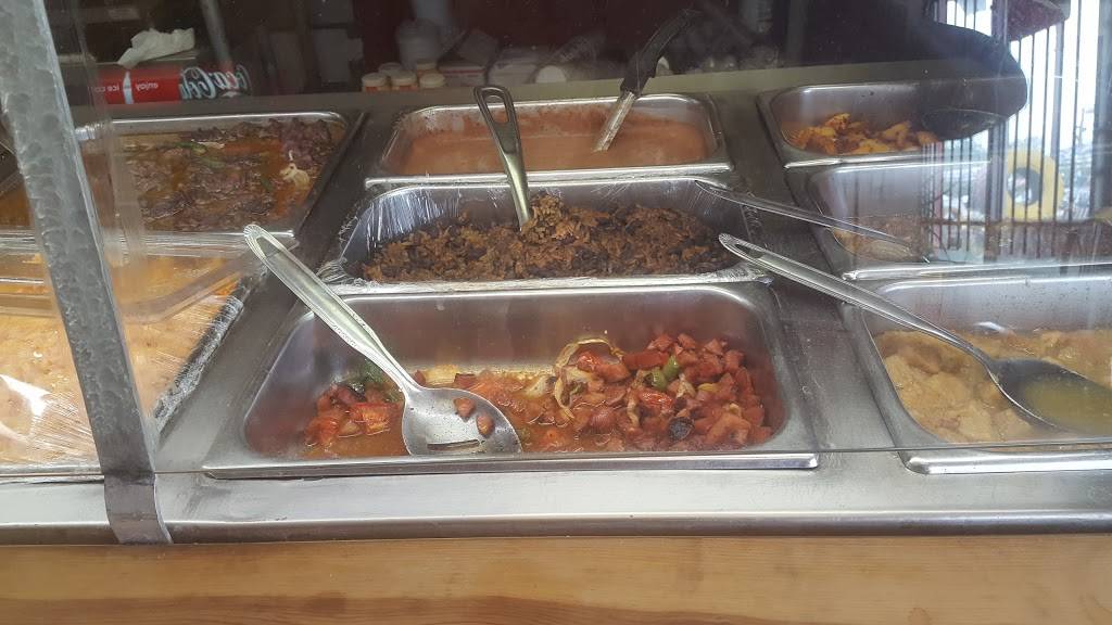 Panaderia y Taqueria Castillo | restaurant | 511 W Mt Houston Rd, Houston, TX 77037, USA | 3462077572 OR +1 346-207-7572