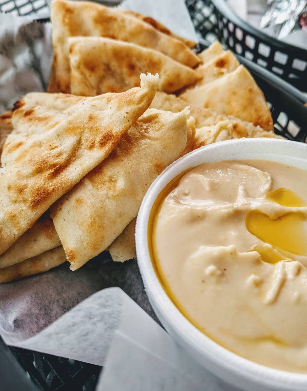 Greek Delights Cafe | restaurant | 5000 E Market St, Warren, OH 44484, USA | 3308564119 OR +1 330-856-4119