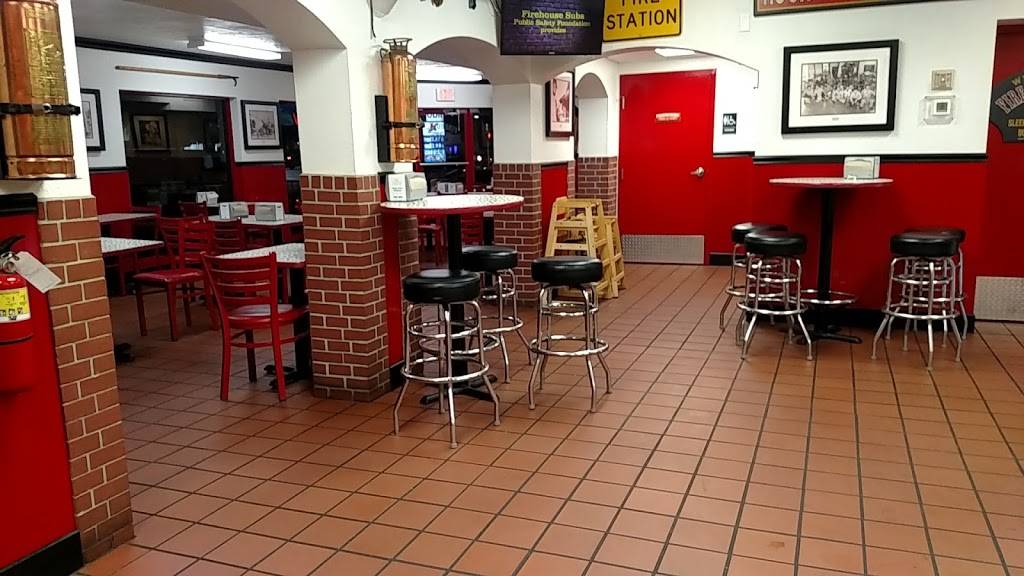 Firehouse Subs | meal delivery | 4400 Bee Ridge Rd, Sarasota, FL 34233, USA | 9413427827 OR +1 941-342-7827
