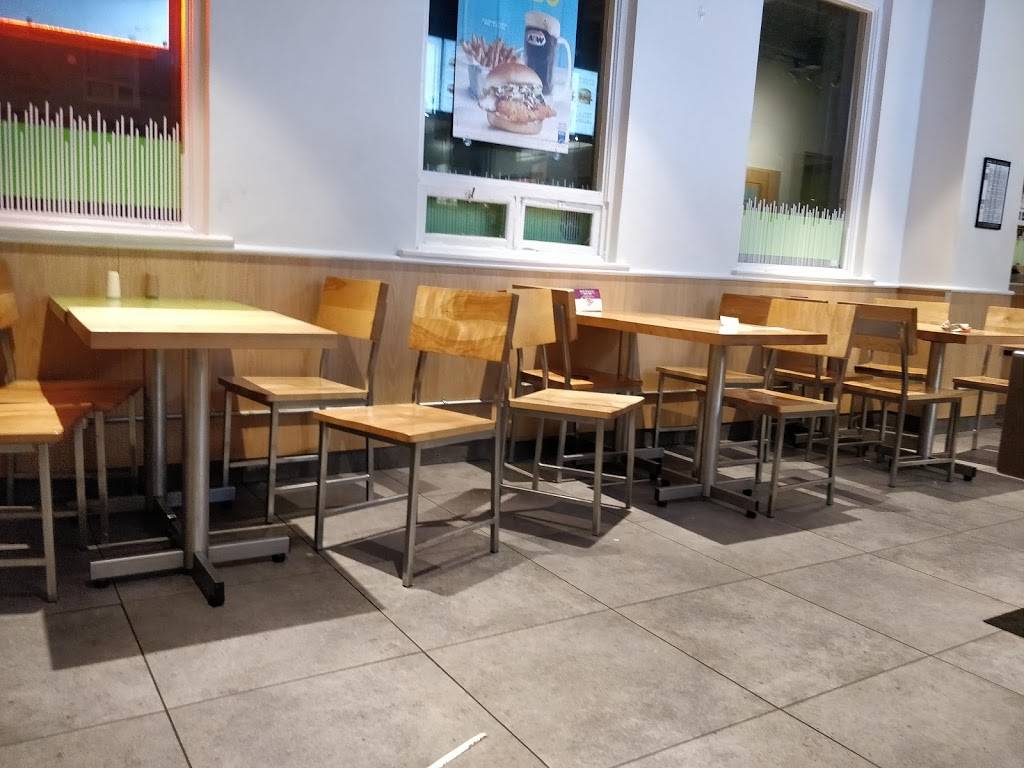 A&W Canada | restaurant | 1190 Danforth Ave, Toronto, ON M4J 4B3, Canada | 4164561156 OR +1 416-456-1156