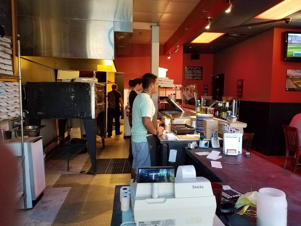 Windy City Pizza | restaurant | 401 W Atlantic Ave, Delray Beach, FL 33444, USA | 5612662811 OR +1 561-266-2811