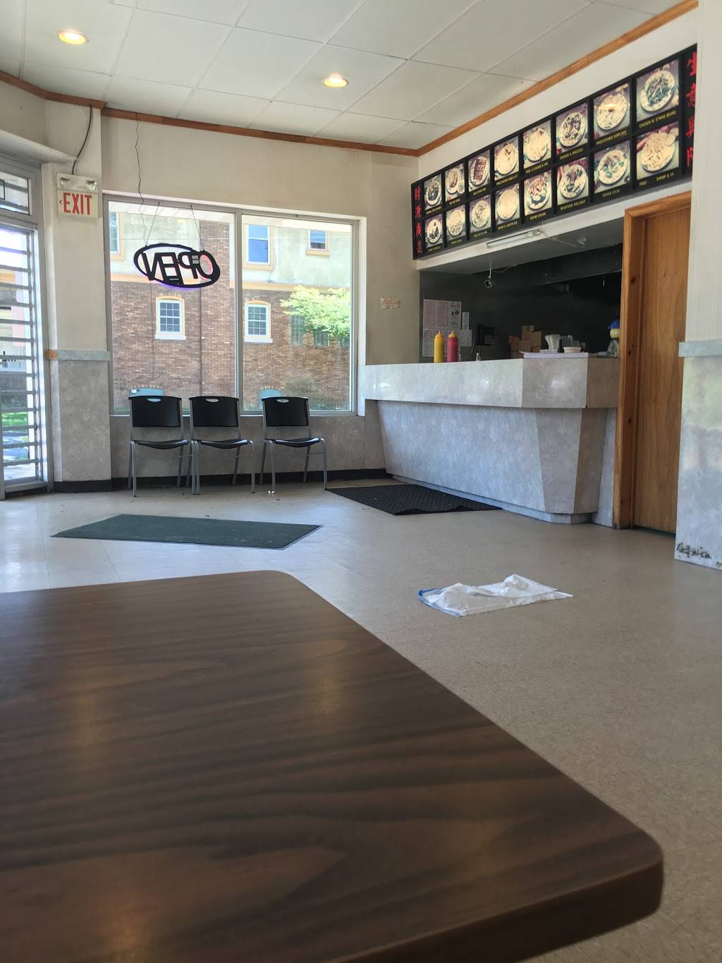 Emerald | restaurant | 2300 N 3rd St, Harrisburg, PA 17110, USA | 7179209911 OR +1 717-920-9911