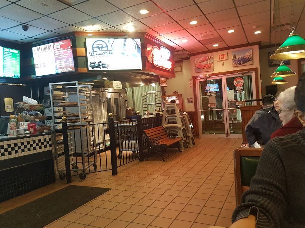 Carmines Family Restaurant | restaurant | 671 Maiden Ln, Rochester, NY 14615, USA | 5856630050 OR +1 585-663-0050