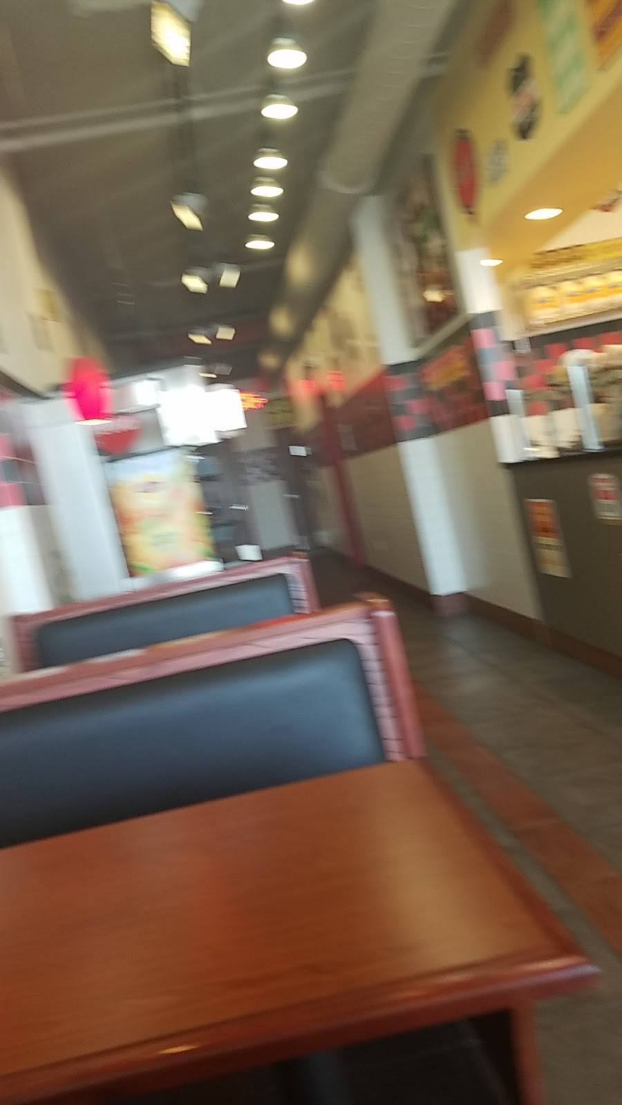 Jimmy Johns | meal delivery | 2863 Pfingsten Rd, Glenview, IL 60026, USA | 8472059930 OR +1 847-205-9930