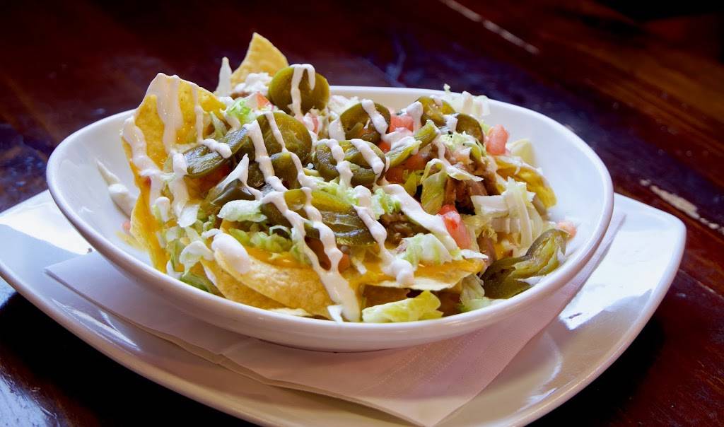 La Hacienda Milford Restaurant | restaurant | 611 N Dupont Blvd, Milford, DE 19963, USA | 3027255546 OR +1 302-725-5546