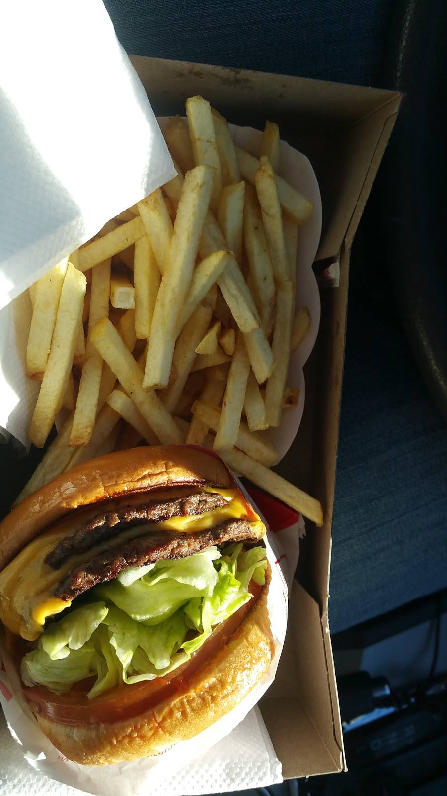 Wendys | restaurant | 1400 Martin Luther King Jr Way, Merced, CA 95340, USA | 2093839130 OR +1 209-383-9130