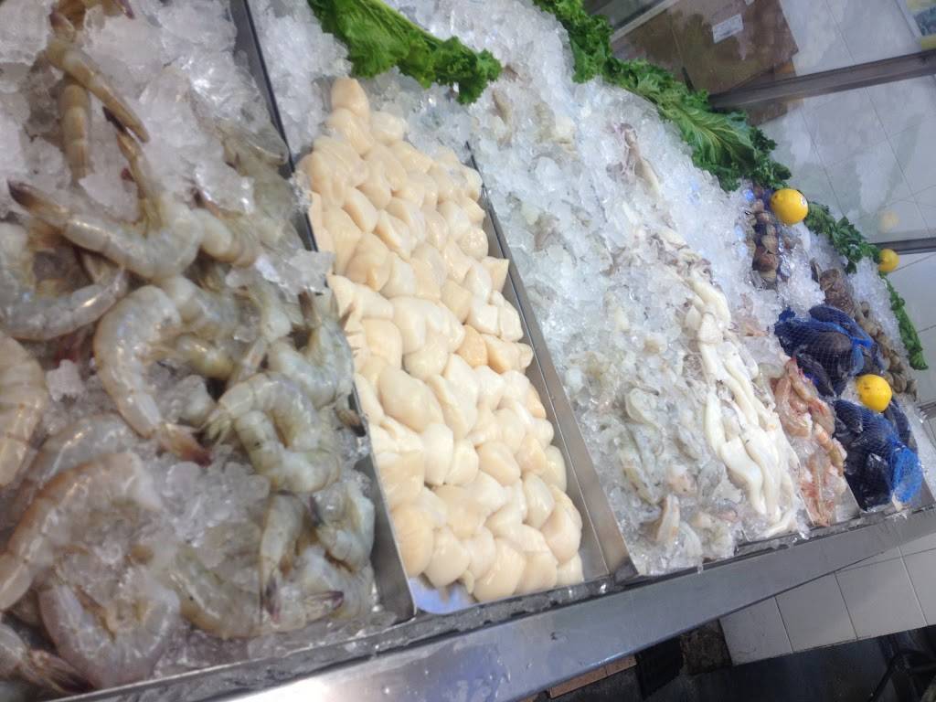 Roslyn Seafood Gourmet | restaurant | 444 Willis Ave, Roslyn Heights, NY 11577, USA | 5164847944 OR +1 516-484-7944