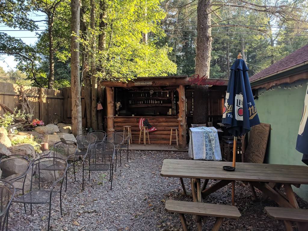 The Indian Lake Spirits | restaurant | 9933 Bear Creek Blvd, Wilkes-Barre, PA 18702, USA | 5702356973 OR +1 570-235-6973