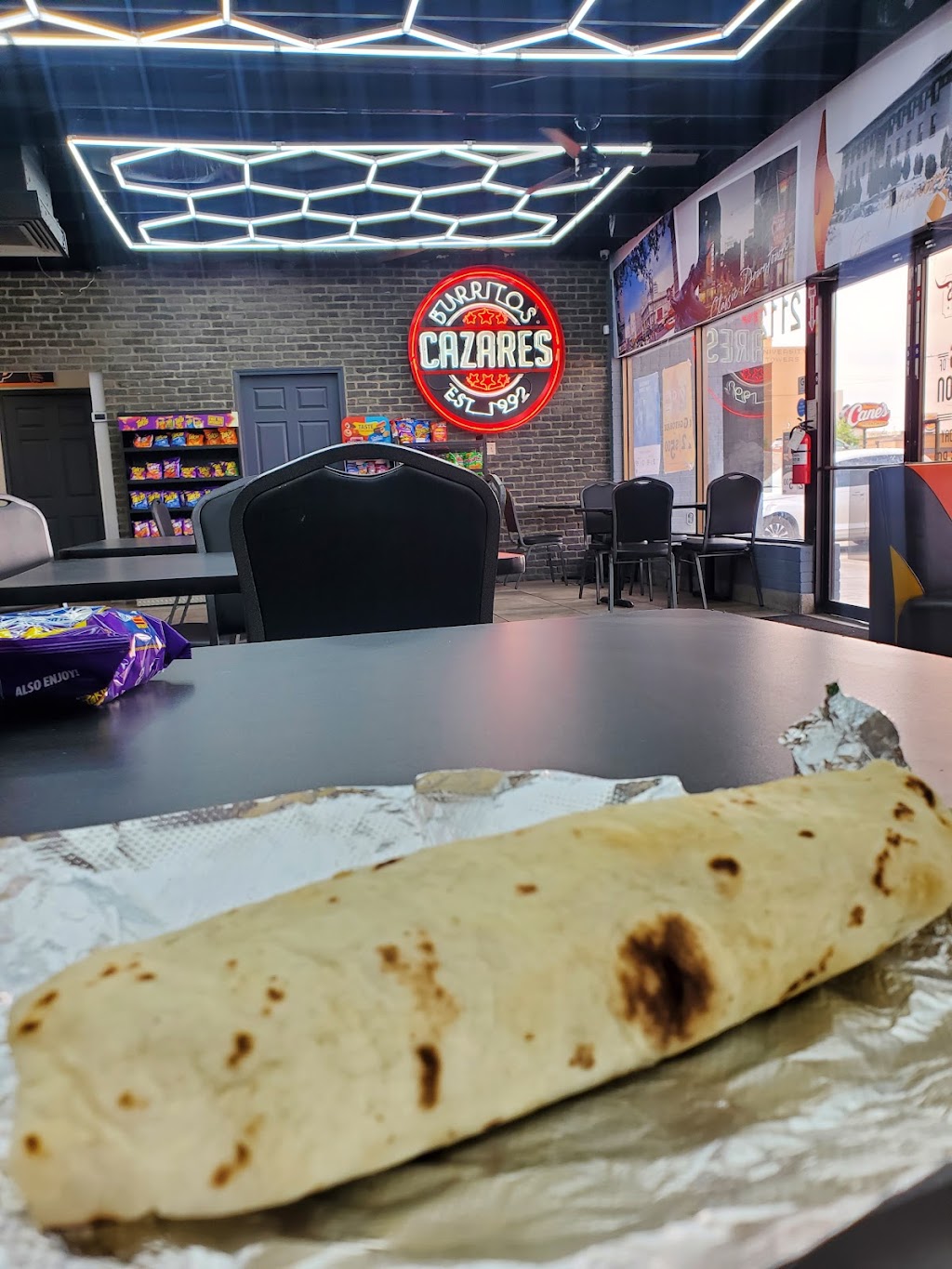 Cazares Burritos | restaurant | 2112 N Mesa St, El Paso, TX 79902, USA | 9153043143 OR +1 915-304-3143